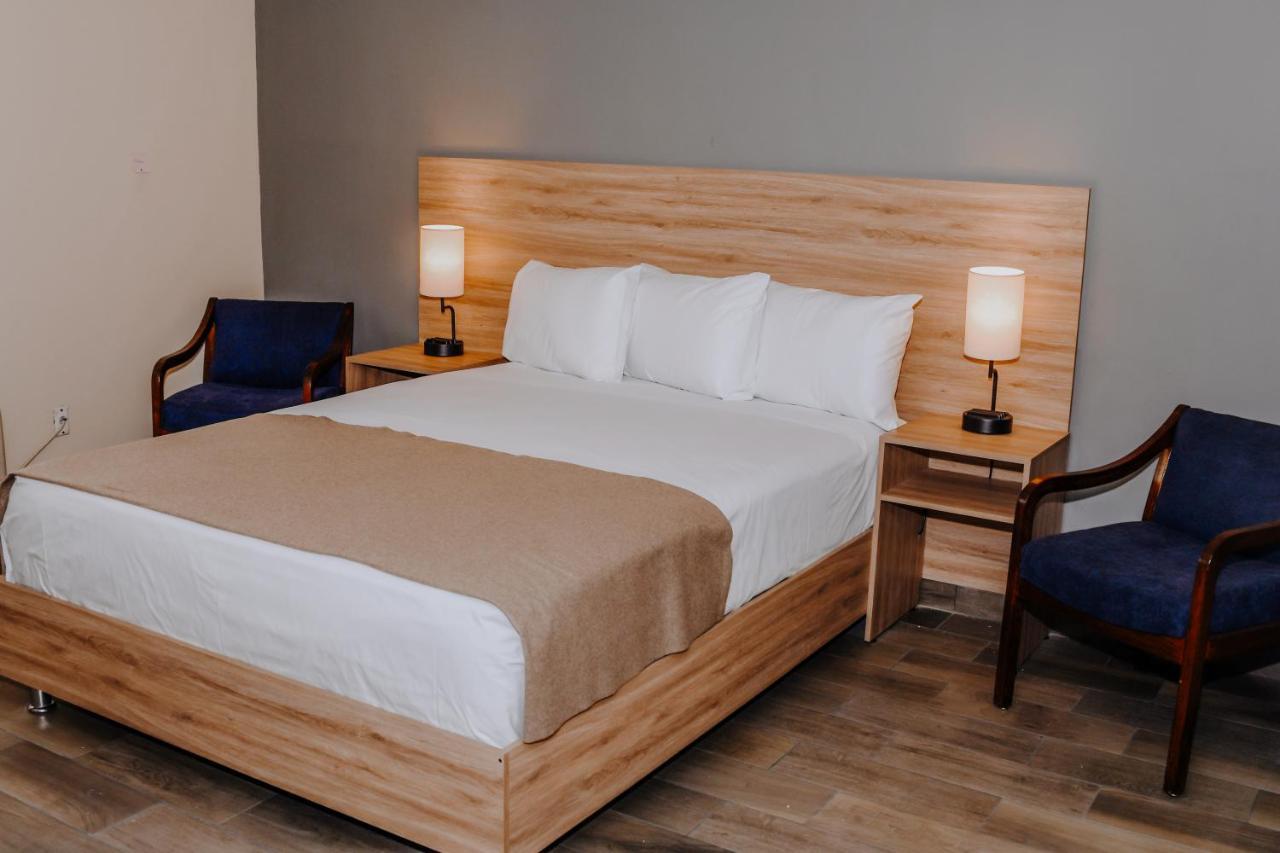 Hotel Dunas Near Consulate Ciudad Juárez Kültér fotó